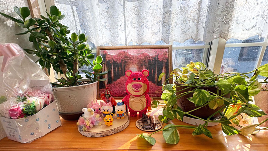 %e7%aa%93%e3%81%ae%e9%a3%be%e3%82%8a