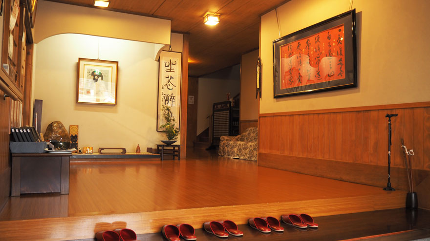 %e5%86%85%e8%a6%b3_%e3%83%ad%e3%83%93%e3%83%bc